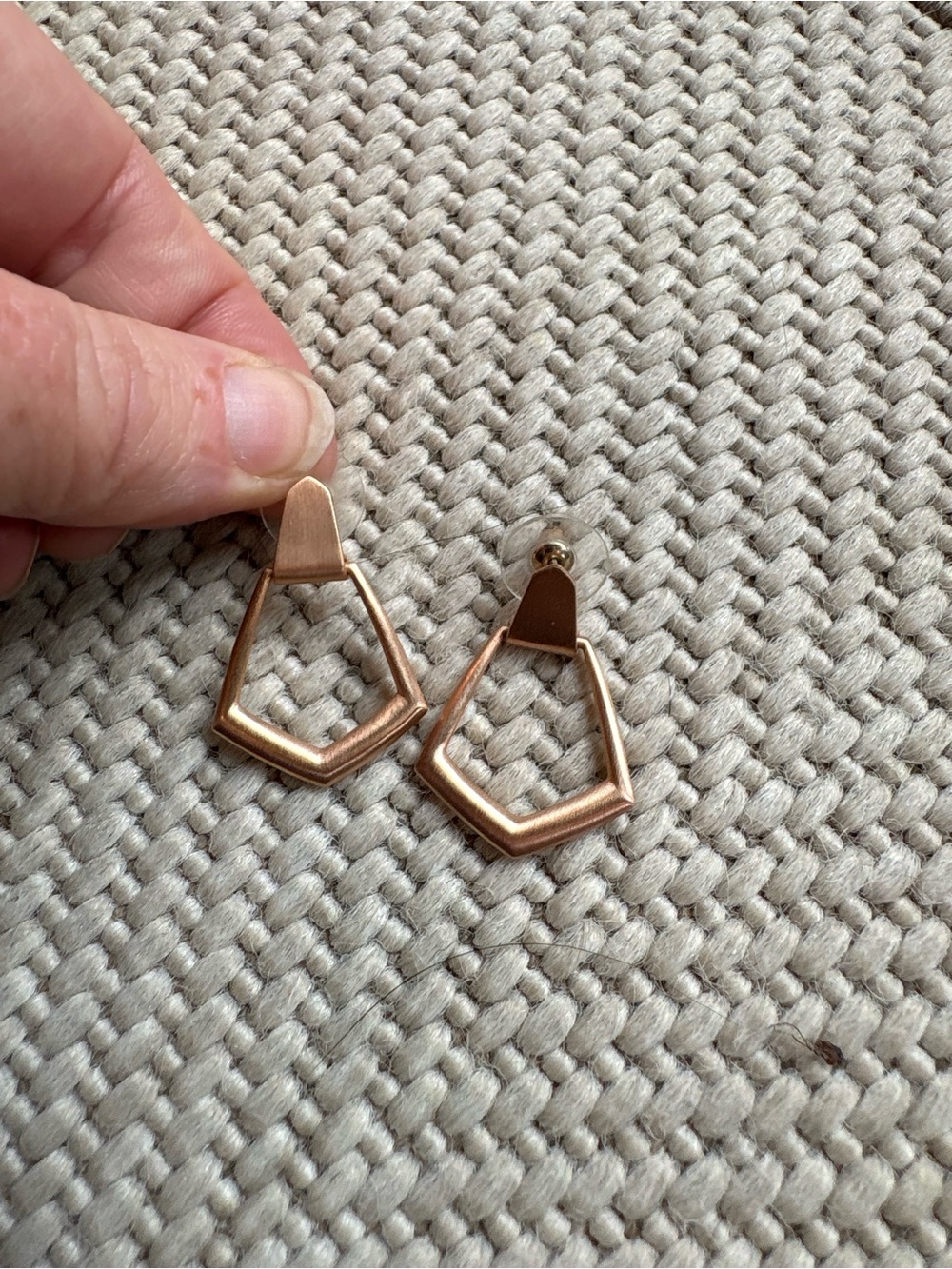 Kendra Scott Rose Gold Geometric Open Drop Earrings